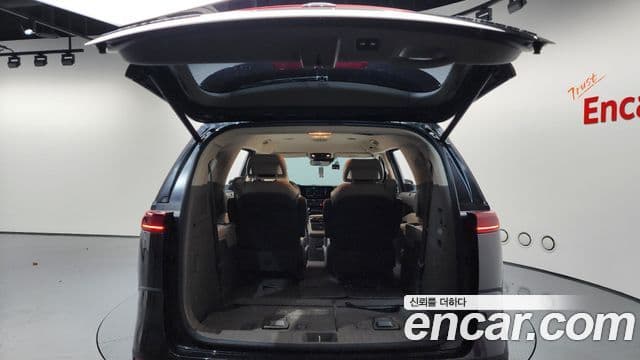 Kia Carnival 2020 — Фото 20/20