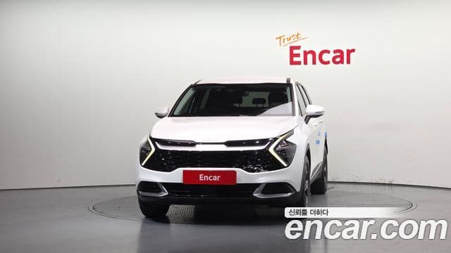 Kia Sportage 2022 — ფოტო 3/20