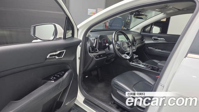 Kia Sportage 2022 — ფოტო 10/20