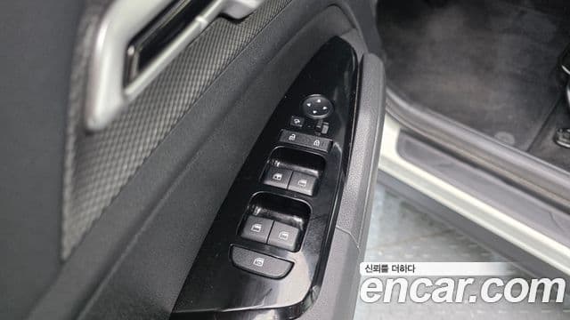 Kia Sportage 2022 — ფოტო 14/20
