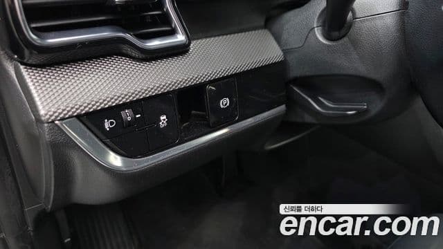 Kia Sportage 2022 — ფოტო 15/20
