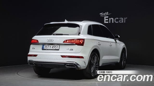 Audi Q5 2023 — Şəkil 2/20