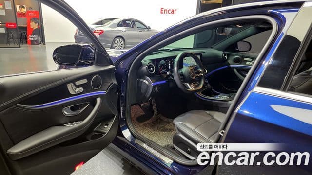 Mercedes-Benz E-Class 2020 — ფოტო 10/20
