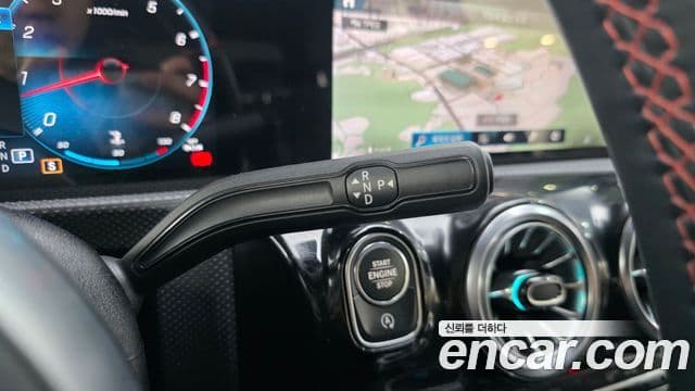 Mercedes-Benz A-Class 2022 — Şəkil 9/20