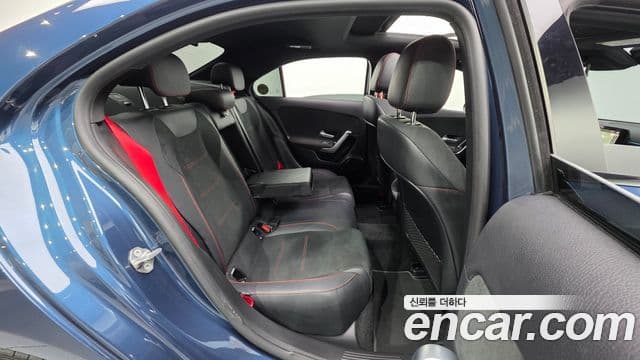 Mercedes-Benz A-Class 2022 — Şəkil 19/20