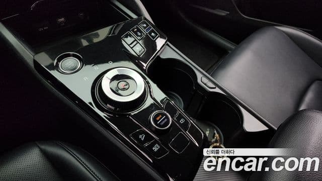 Kia Sportage 2022 — ფოტო 5/20
