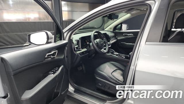 Kia Sportage 2022 — ფოტო 10/20
