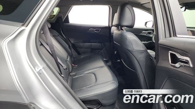 Kia Sportage 2022 — ფოტო 7/20