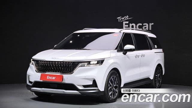 Kia Carnival 2022 — Фото 1/20
