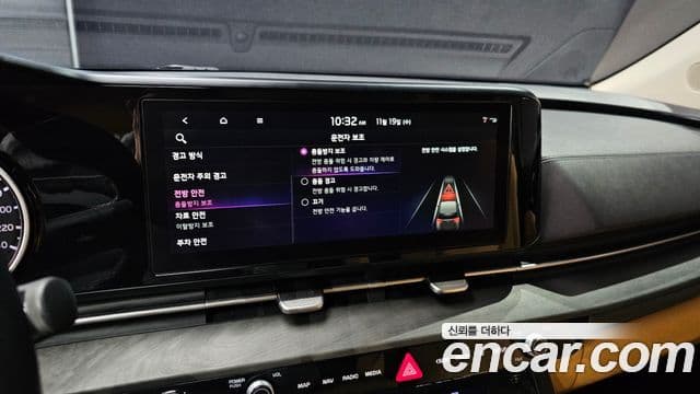 Kia Carnival 2022 — Фото 15/20