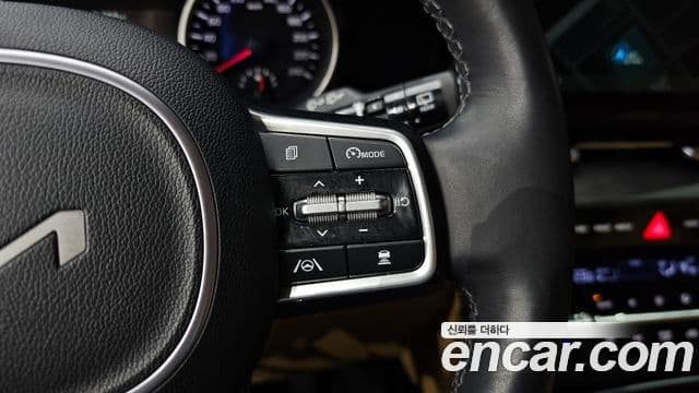 Kia Carnival 2022 — Фото 20/20