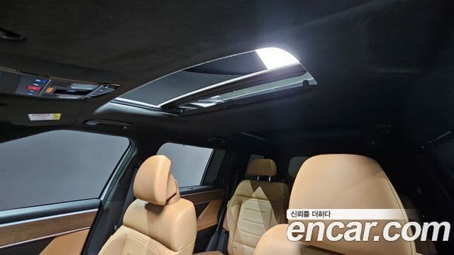 Hyundai Santa Fe 2023 — Şəkil 17/20