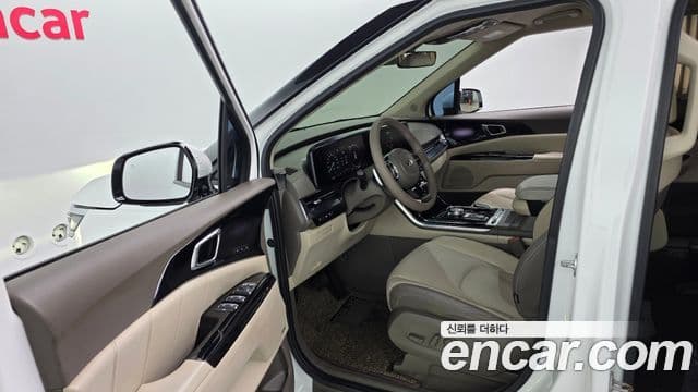 Kia Carnival 2021 — ფოტო 11/20