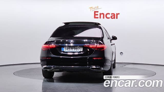 Mercedes-Benz S-Class 2025 — Photo 6/20