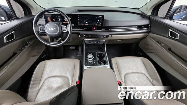 Kia Carnival 2024 — ფოტო 7/20