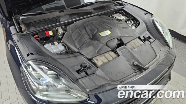 Porsche Cayenne 2020 — Şəkil 6/20