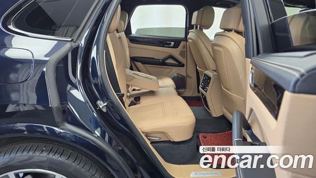 Porsche Cayenne 2020 — Şəkil 13/20