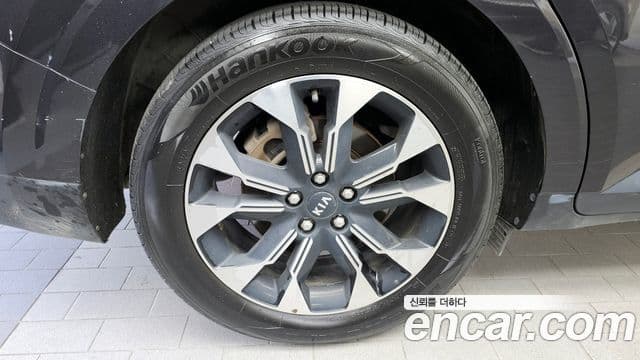 Kia Carnival 2020 — Фото 5/20