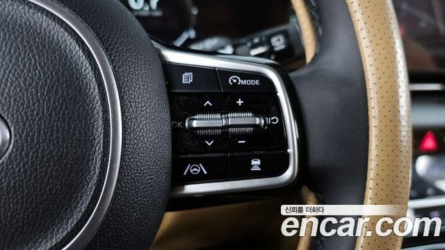 Kia Carnival 2020 — Фото 18/20