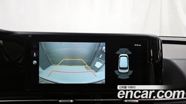 Kia Carnival 2022 — ფოტო 15/20