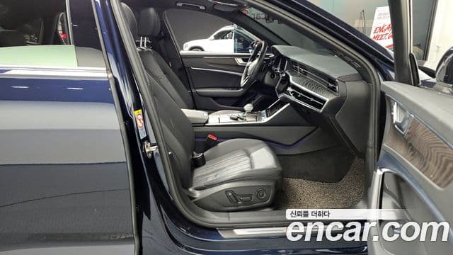 Audi A6 2020 — ფოტო 11/20