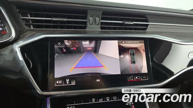 Audi A6 2020 — ფოტო 14/20