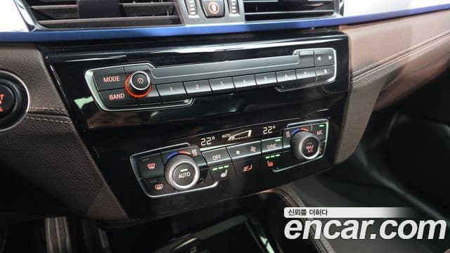 BMW X2 2022 — Şəkil 18/20