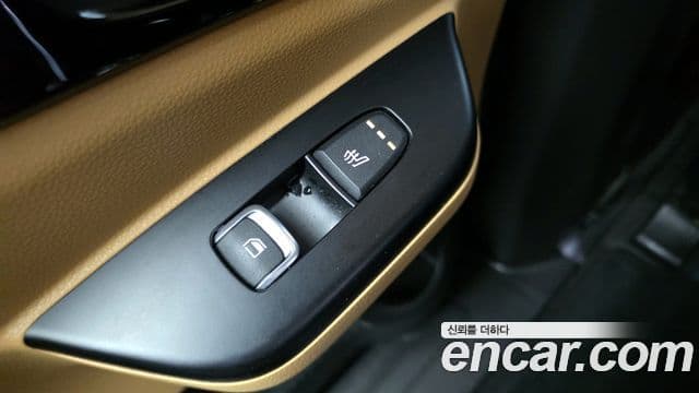 Kia Carnival 2022 — Şəkil 19/20