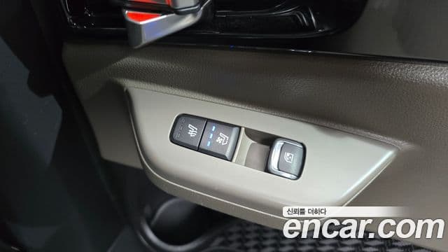 Kia Carnival 2024 — ფოტო 5/20