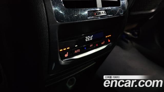 BMW X3 2018 — ფოტო 19/20