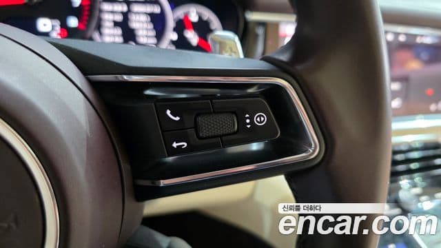 Porsche Panamera 2021 — Photo 5/31