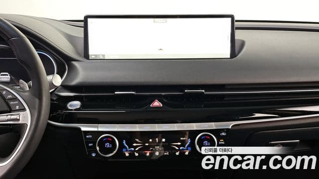 Genesis G80 2020 — ფოტო 19/20