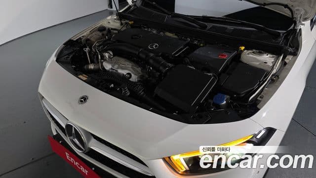 Mercedes-Benz A-Class 2022 — Photo 12/20