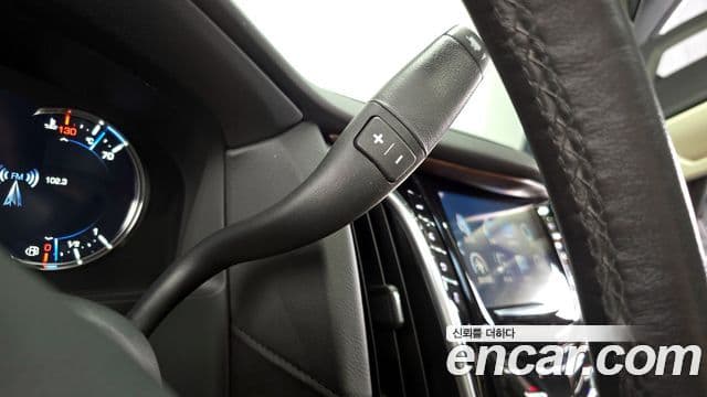 Cadillac Escalade 2020 — ფოტო 9/20
