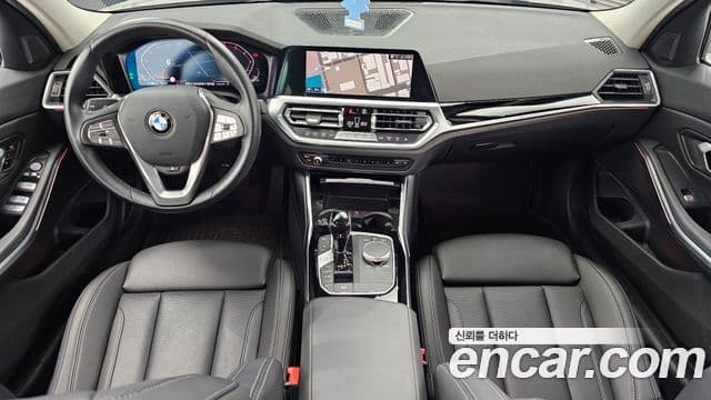 BMW 3 Series 2022 — ფოტო 7/20