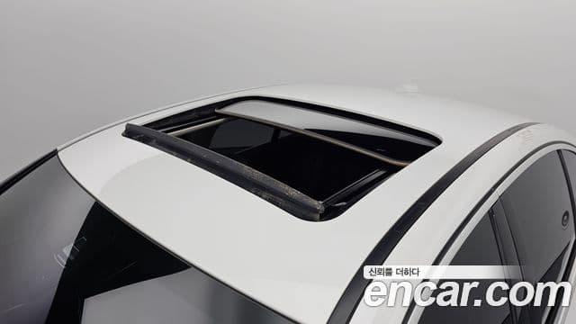 BMW 3 Series 2022 — ფოტო 19/20