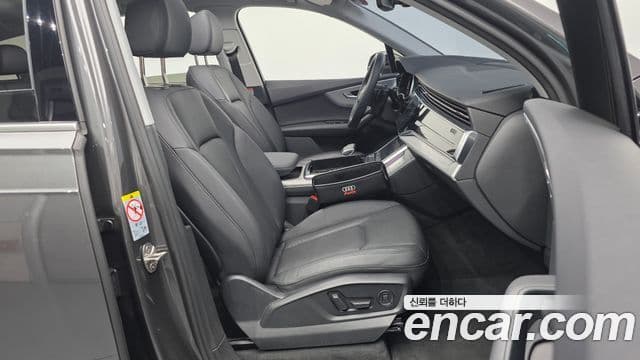 Audi Q7 2021 — ფოტო 11/20
