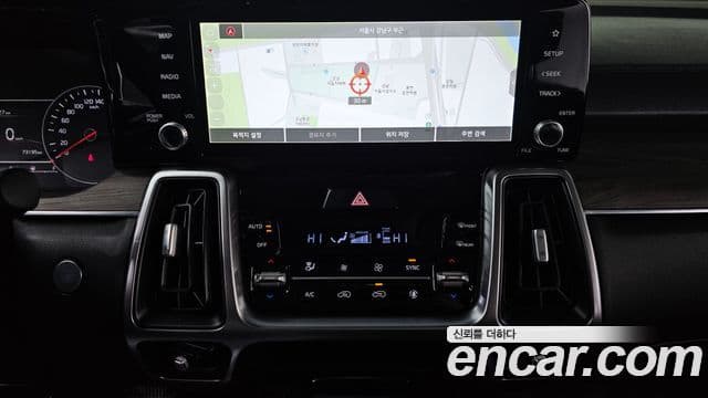 Kia Sorento 2022 — Şəkil 14/20