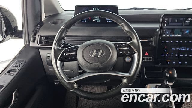 Hyundai Staria 2021 — ფოტო 13/20