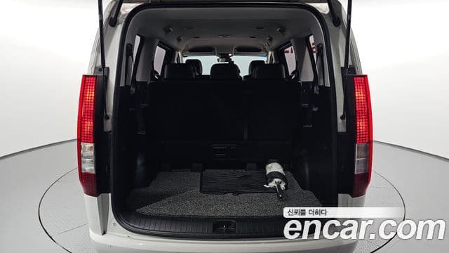 Hyundai Staria 2021 — ფოტო 20/20
