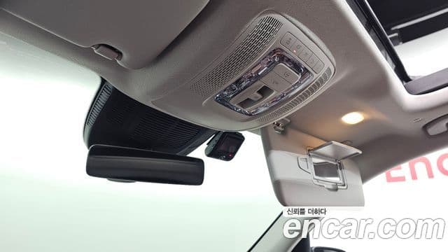 Mercedes-Benz GLE-Class 2025 — Фото 14/20
