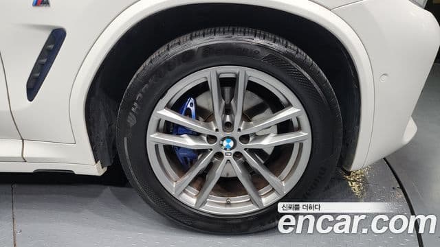 BMW X4 2020 — Photo 9/20