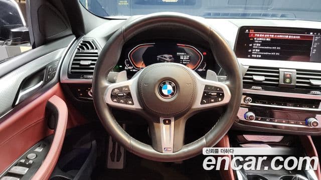 BMW X4 2020 — Photo 18/20