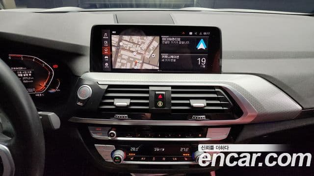 BMW X4 2020 — Photo 15/20