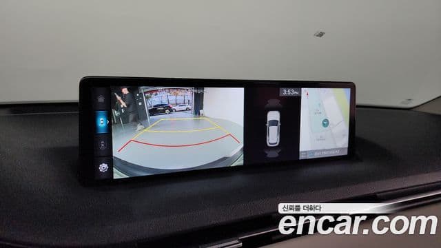 Genesis GV70 2021 — ფოტო 16/20