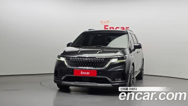 Kia Carnival 2023 — ფოტო 3/20