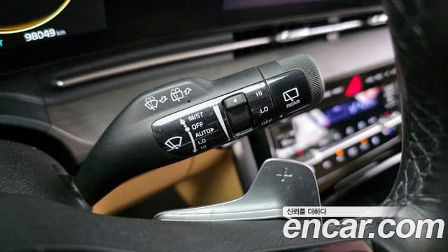 Kia Carnival 2023 — ფოტო 15/20