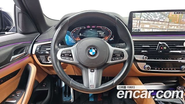 BMW 5 Series 2022 — ფოტო 13/20