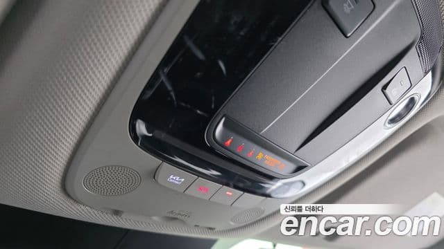Kia Sorento 2021 — ფოტო 15/20