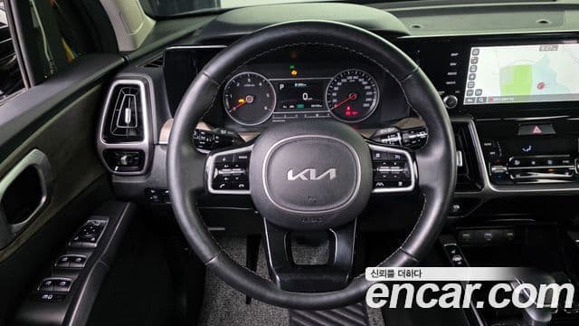 Kia Sorento 2021 — ფოტო 16/20